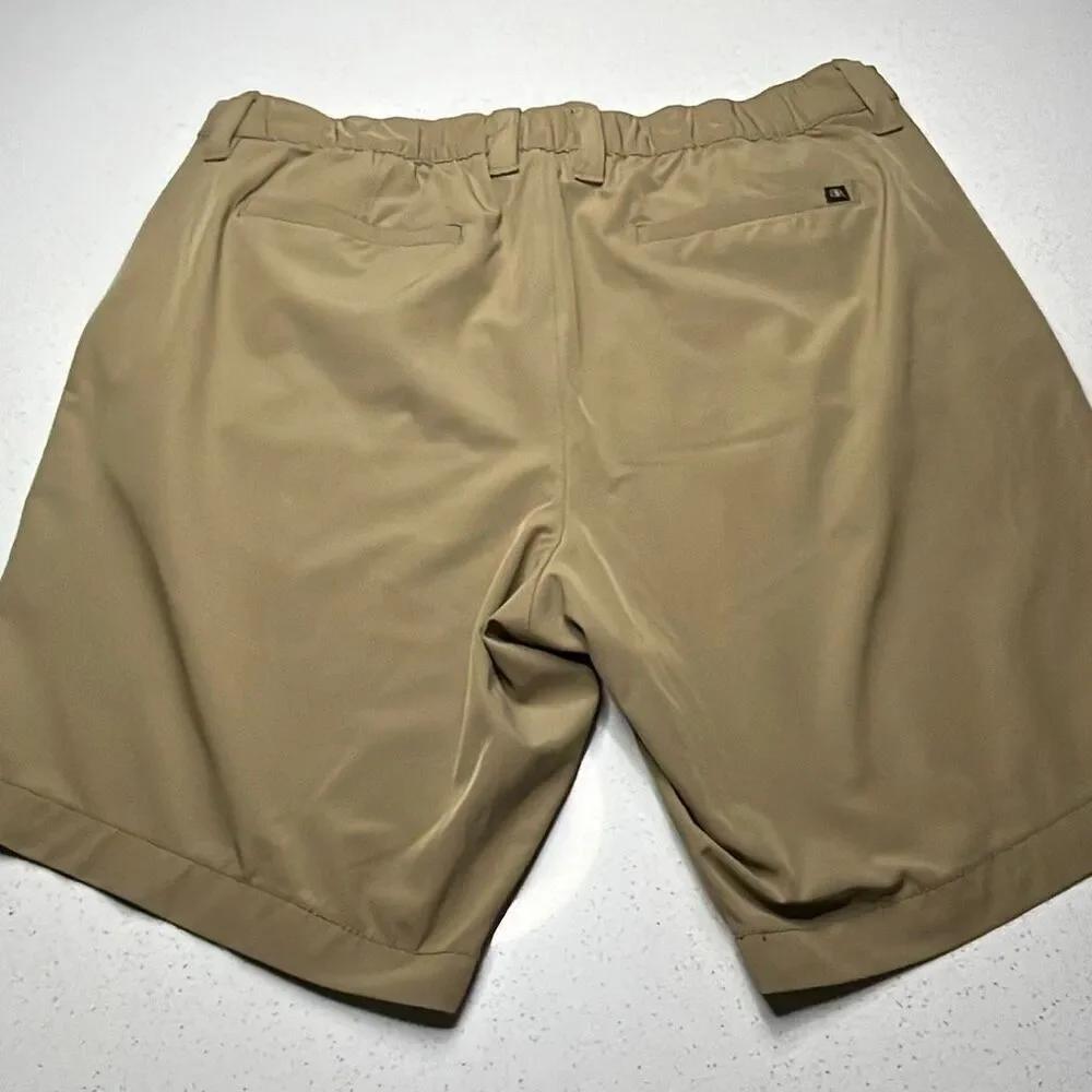 Banana Republic excellent see